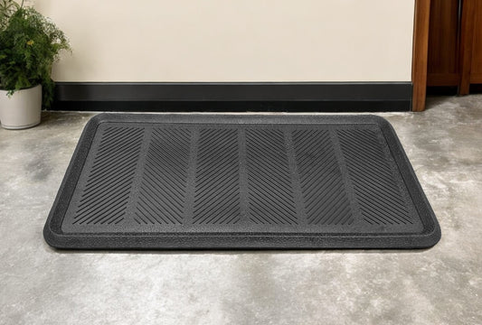 16" X 32" Black Rubber Outdoor Boot Tray-0